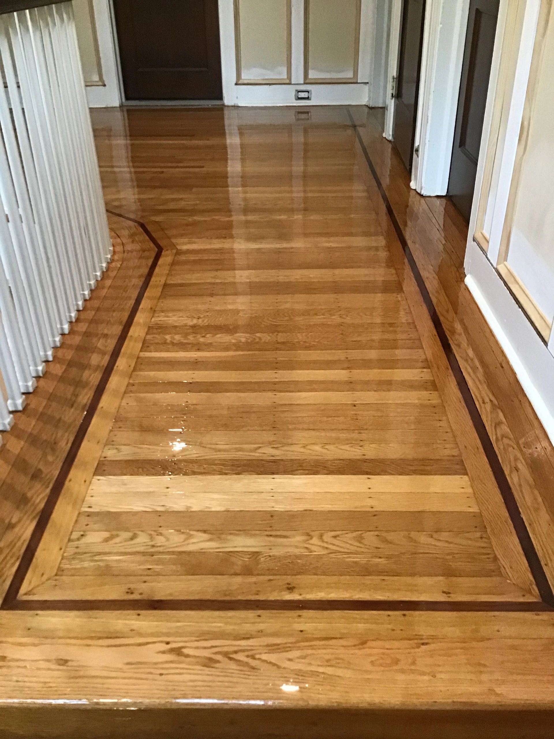 Hardwood floor product photo 1